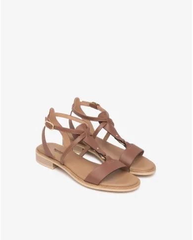 Nero Giardini Sandalo Cuoio