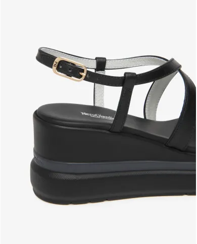 Nero Giardini Sandalo